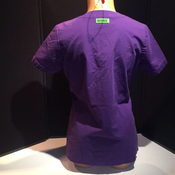 Crocs Purple Scrub Top Extra Small - Picture 5 of 13